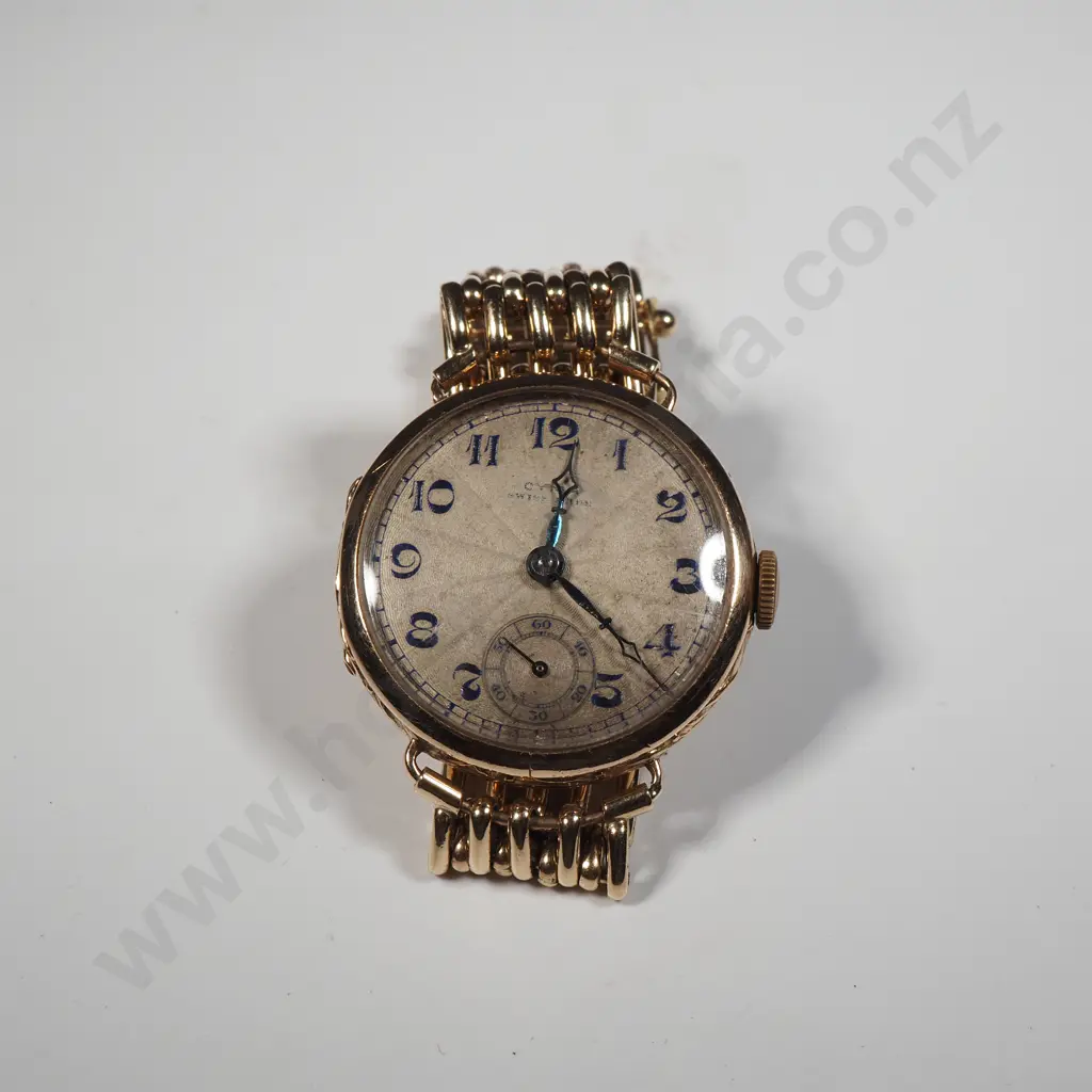 Cyma Gents 9ct Watch With Gatelink Bracelet/Strap Image 1++