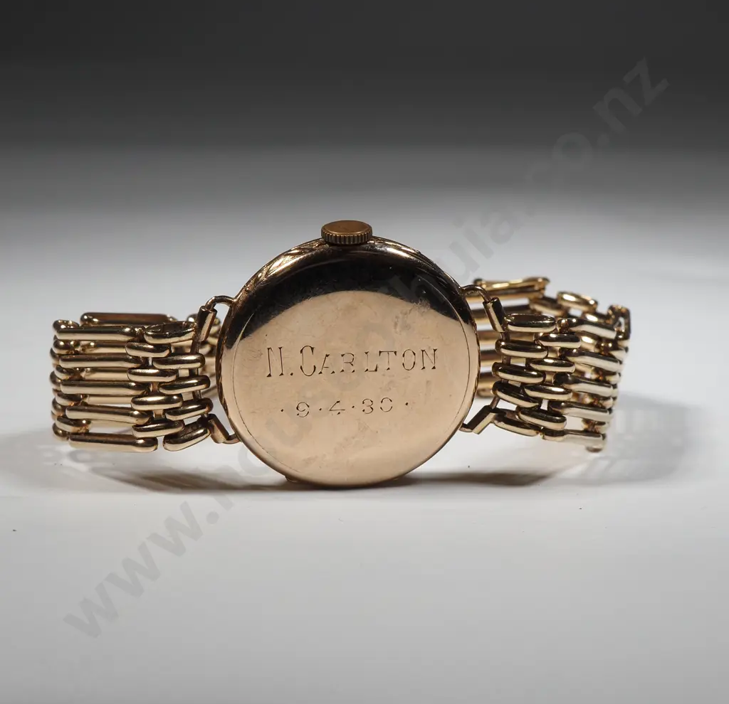 Cyma Gents 9ct Watch With Gatelink Bracelet/Strap Image 1++