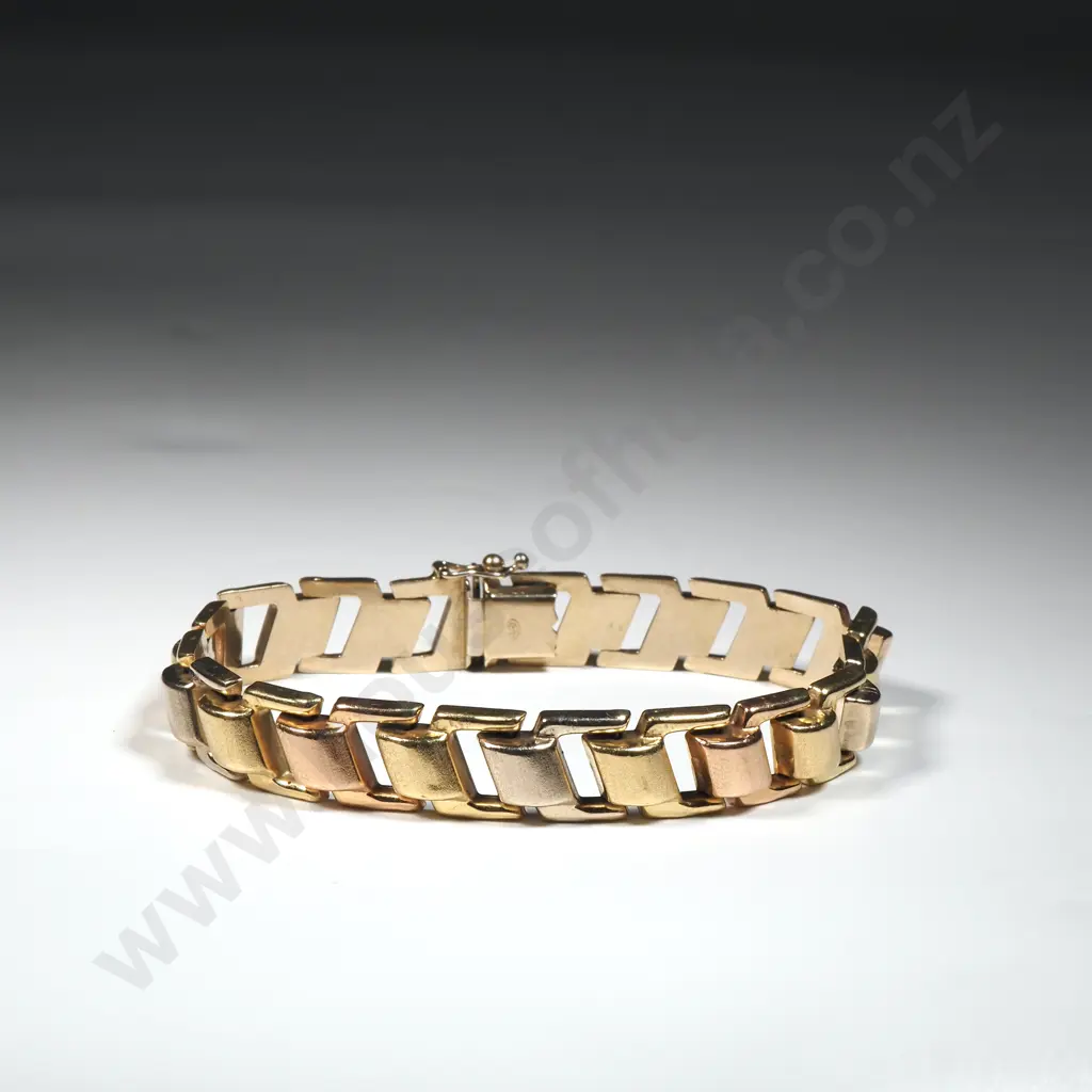 18ct Gold Bracelet Image 1++