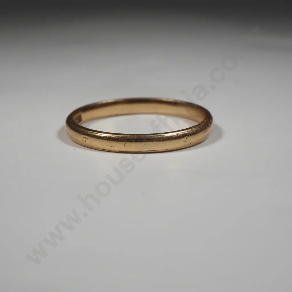 Antique 18ct Gold Wedding Band Image 1++