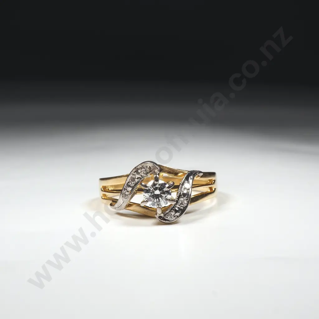 18ct Gold Solitaire Diamond Ring- Evaluation of $3,790 Image 1++