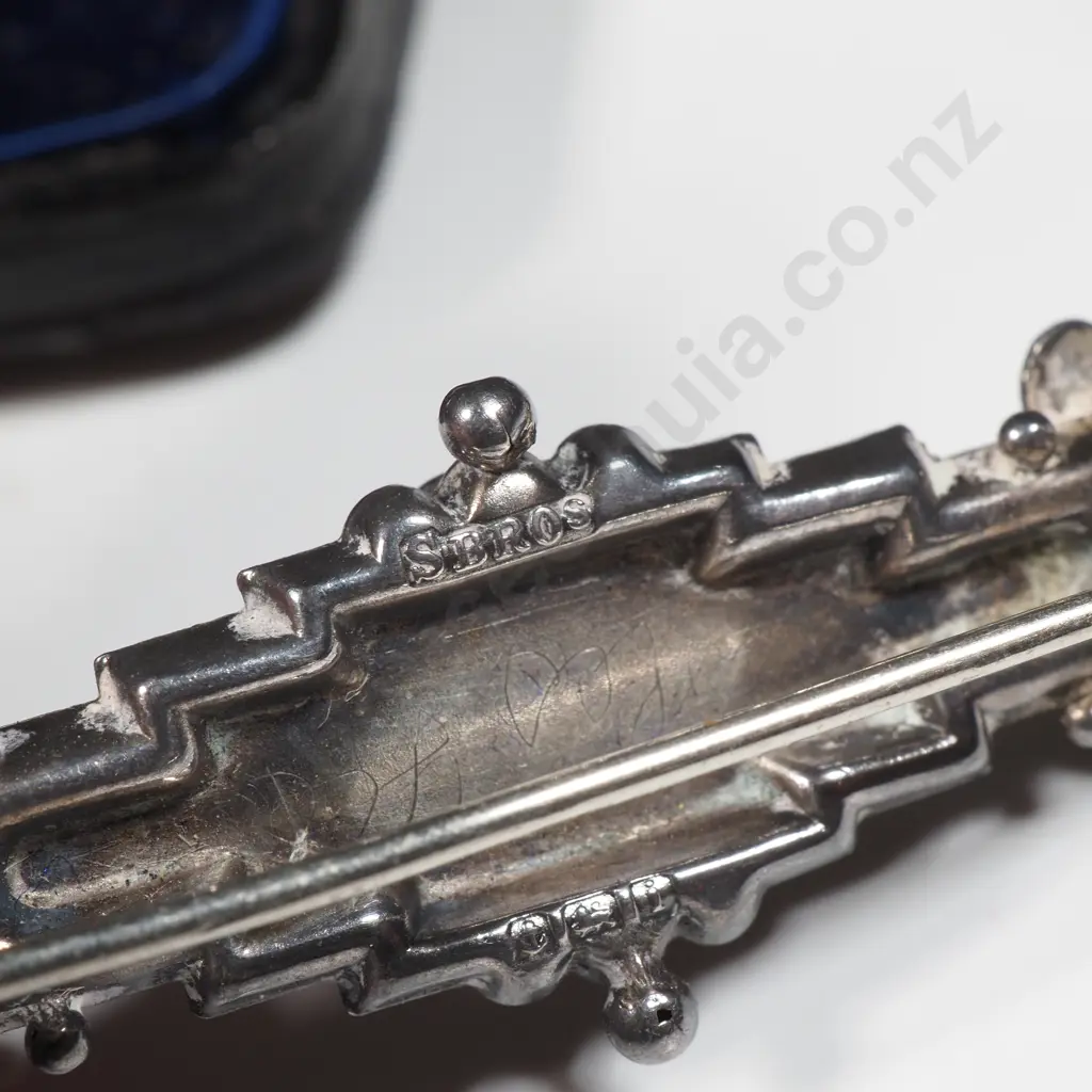 Edwardian Sterling Silver & Gold Brooch wGold Flowers & A Horseshoe Flanked with Hearts In A Vintage Stewart Dawsons Box Image 1++