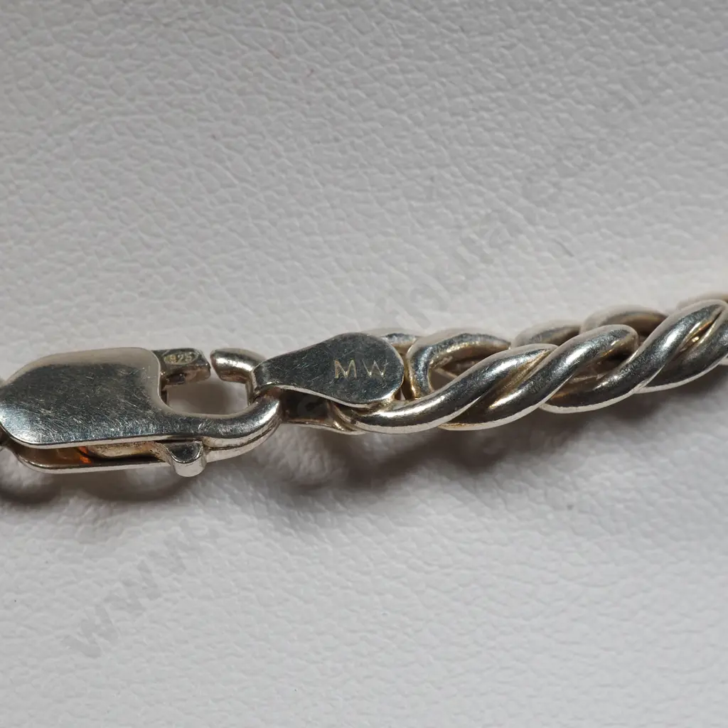 Sterling Silver Chain Link Necklace Image 1++