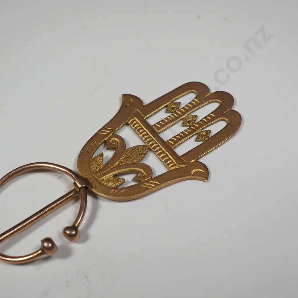 9ct Gold Hand Tie Pin Image 1++