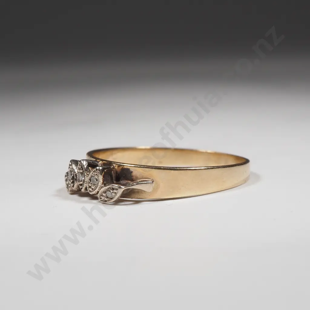 9ct Gold Ring Image 1++