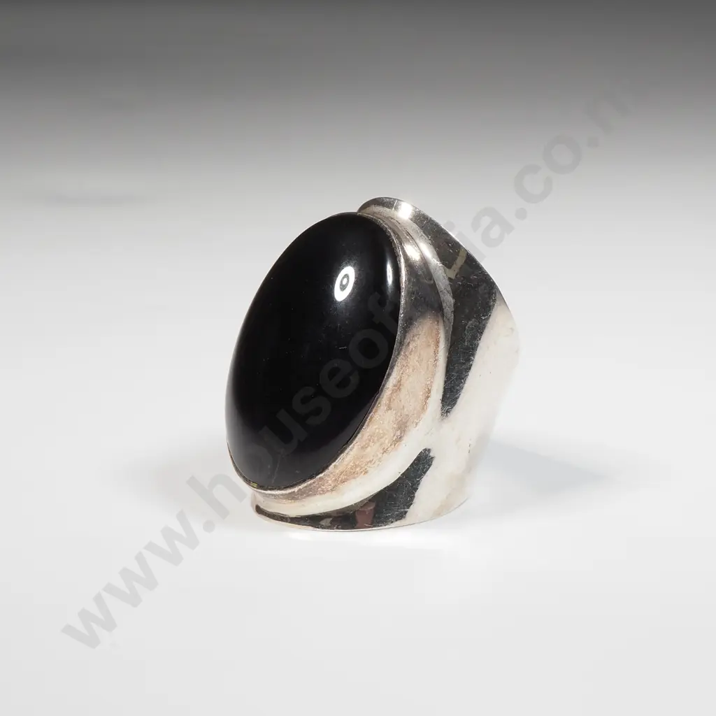Sterling Silver Modernist Style Ring Set With A Large Black Oval Stone Image 1++