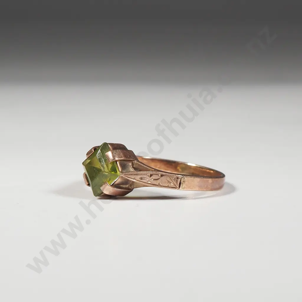 Antique 9ct Rose Gold Ring w Green Gem Image 1++