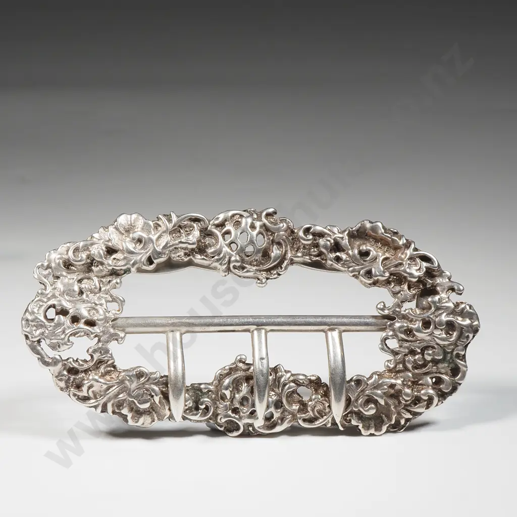 Late Victorian Sterling Silver Belt Buckle with An Ornate, Pierced & Molded Design of Flowers & Swirling Foliage Image 1++