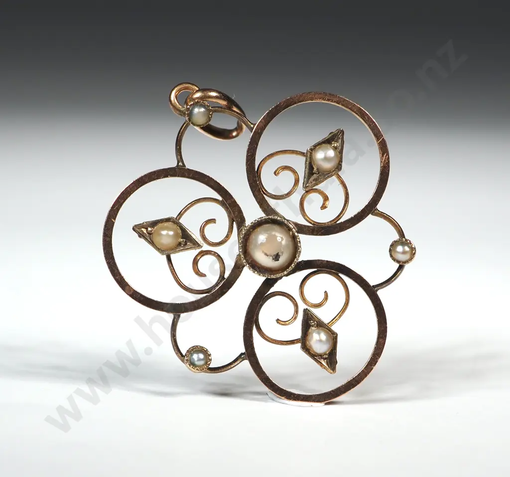 Edwardian Seed Pearl 9ct Gold Pendant Image 1++