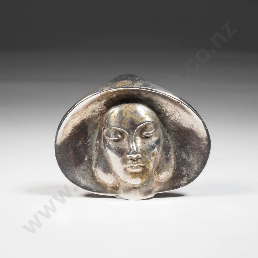 Vintage Sterling Silver Brooch Featuring The Bust Of A Woman Image 1++