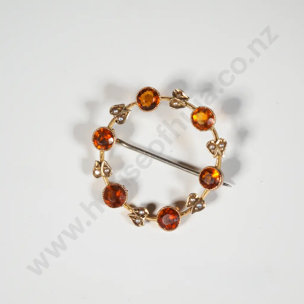 Vintage Circular 9ct   Gold Orange Stone & Seed Pearl Brooch Image 1++