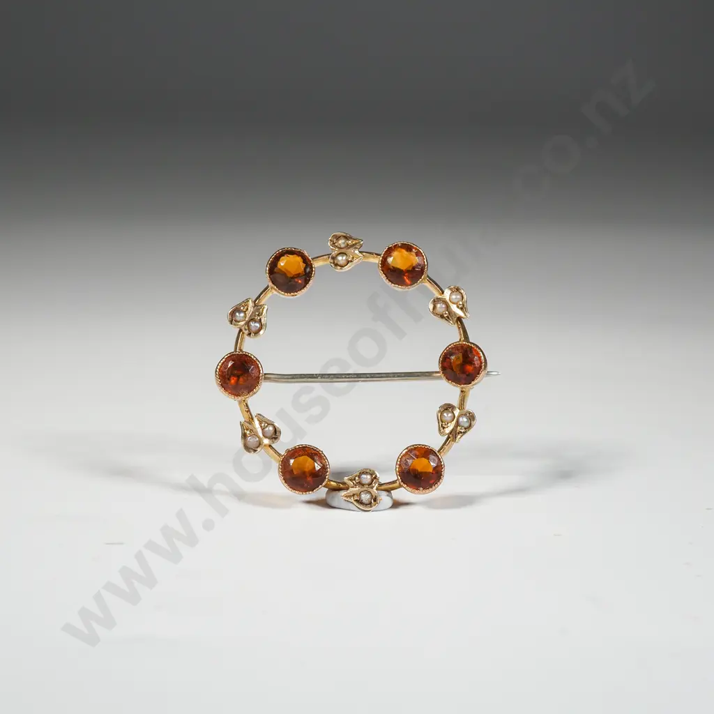 Vintage Circular 9ct   Gold Orange Stone & Seed Pearl Brooch Image 1++