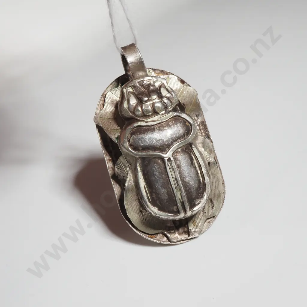 Sterling Silver Scarab Beetle Pendant with Egyptian Motifs Verso Image 1++