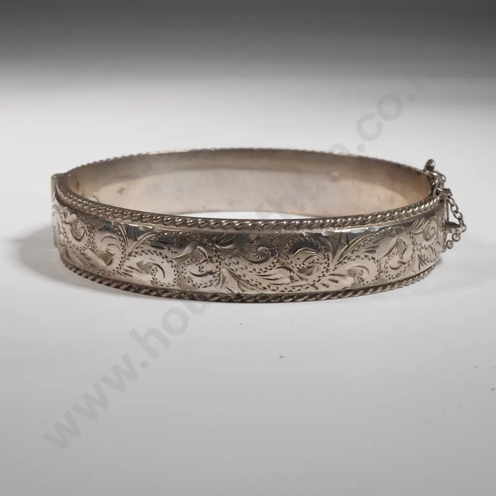 Sterling Silver Snap Bracelet with Engraved Front  Image 1++