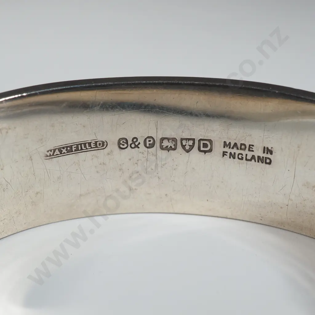 Vintage Wide Sterling Silver Hinged Bangle with Scroll Engraving Image 1++