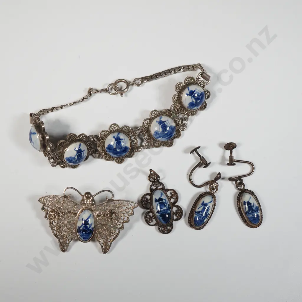 Sterling Silver Filigree Delft Bracelet, Pendant,  Brooch & Earrings Image 1++