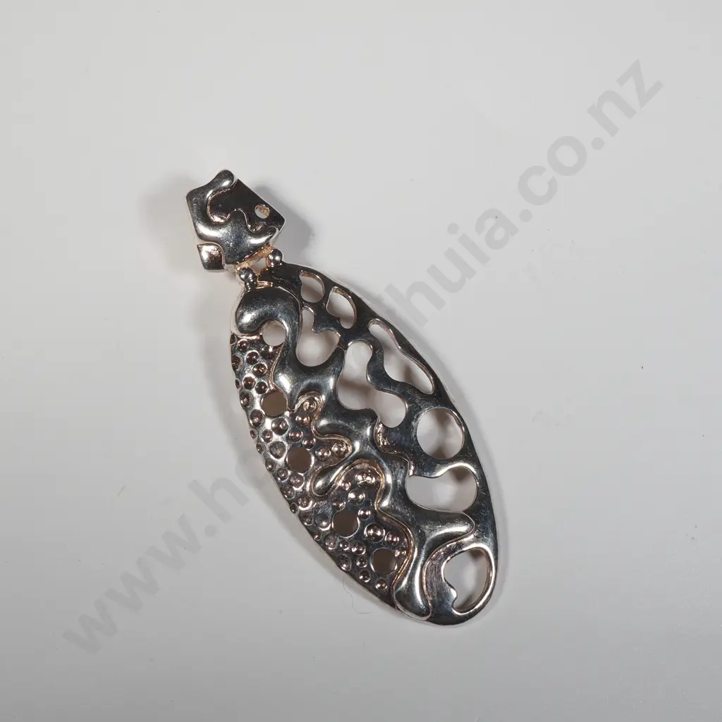 Sterling Silver Oval Pendant with Organic Abstract Design Image 1++