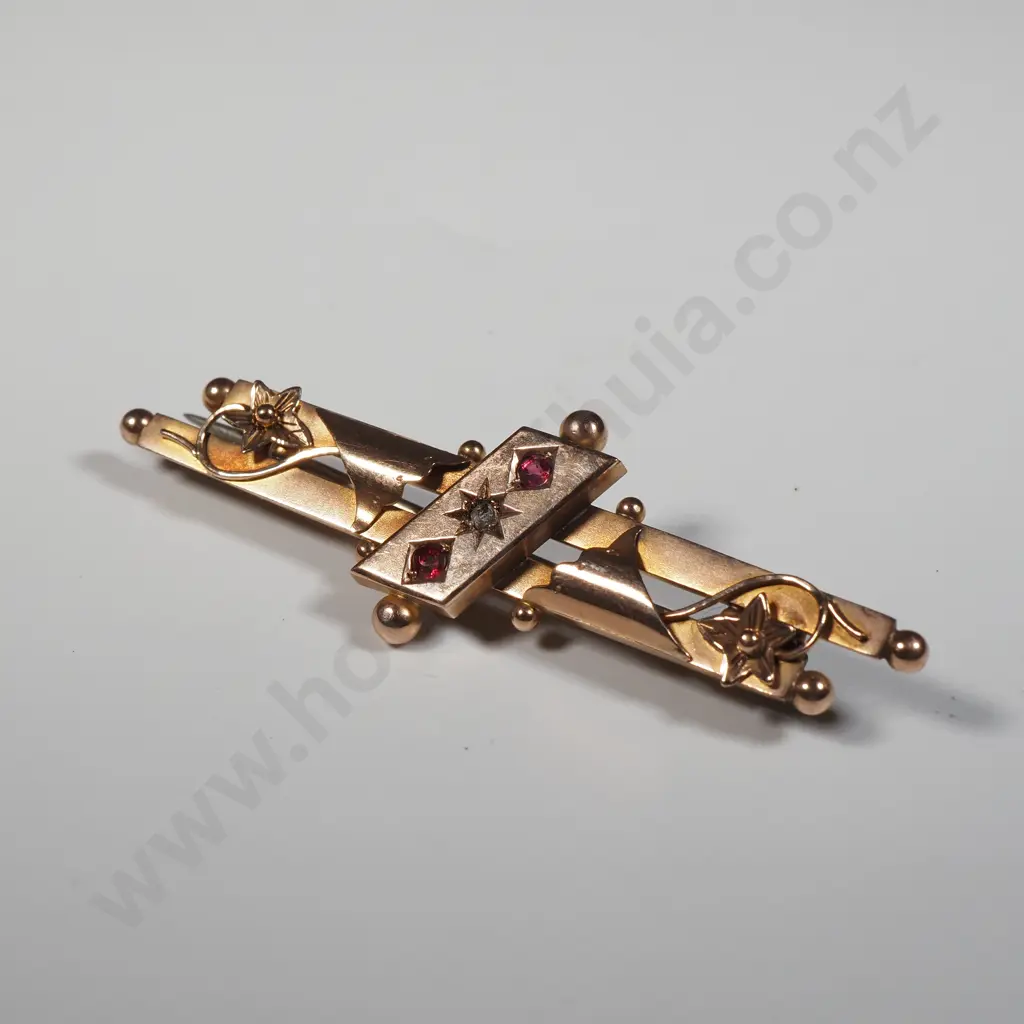 9ct Gold Brooch Image 1++