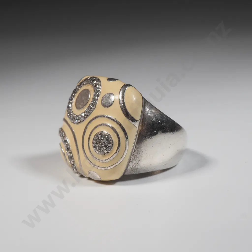 Belle Etoile Sterling Silver 925 CZ Ring Decorated with Circular Motifs  Image 1++