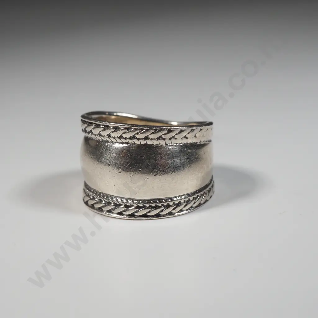 Wide Sterling Silver Band Ring with Rope Edge Image 1++