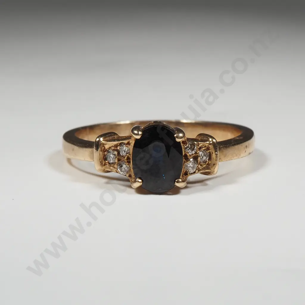 9ct Gold Sapphire Ring Image 1++