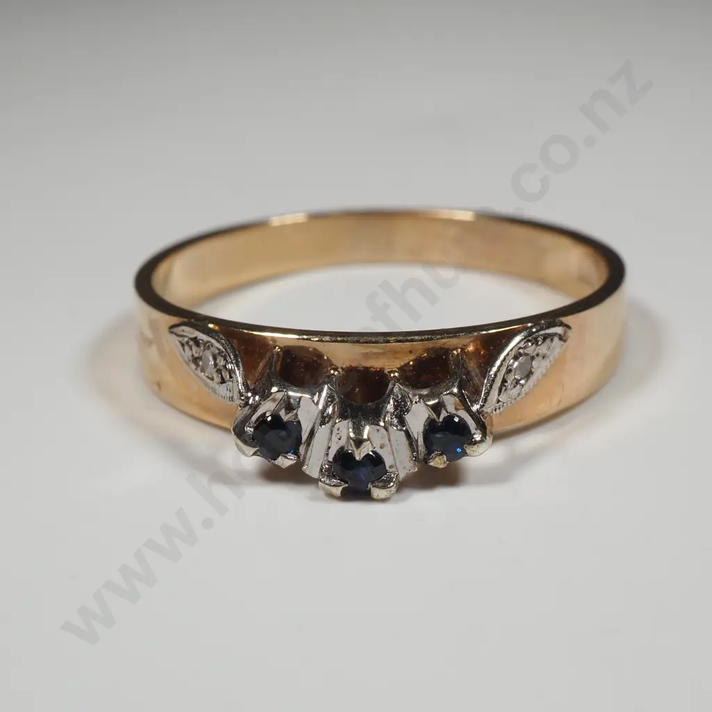 9ct Gold Ring Image 1++