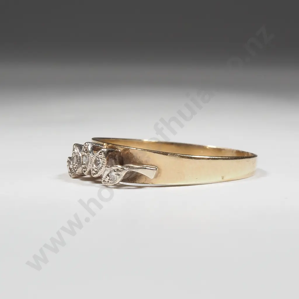 9ct Gold RIng Image 1++