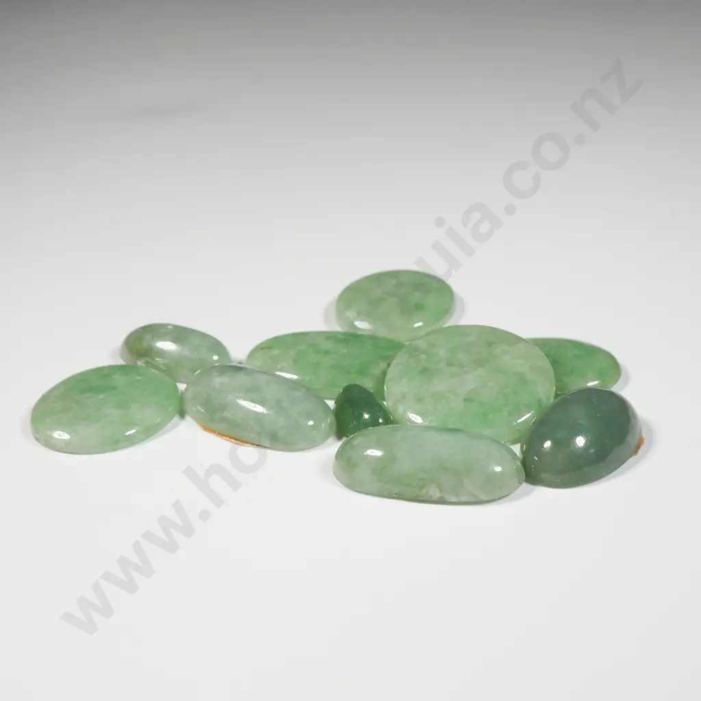 Ex-jewellers Stock: Assorted Jade Cabochon Stones Image 1++
