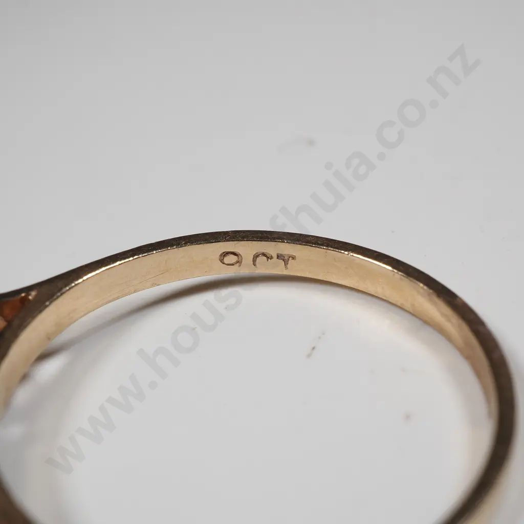 9ct Gold & Sapphire Ring Image 1++