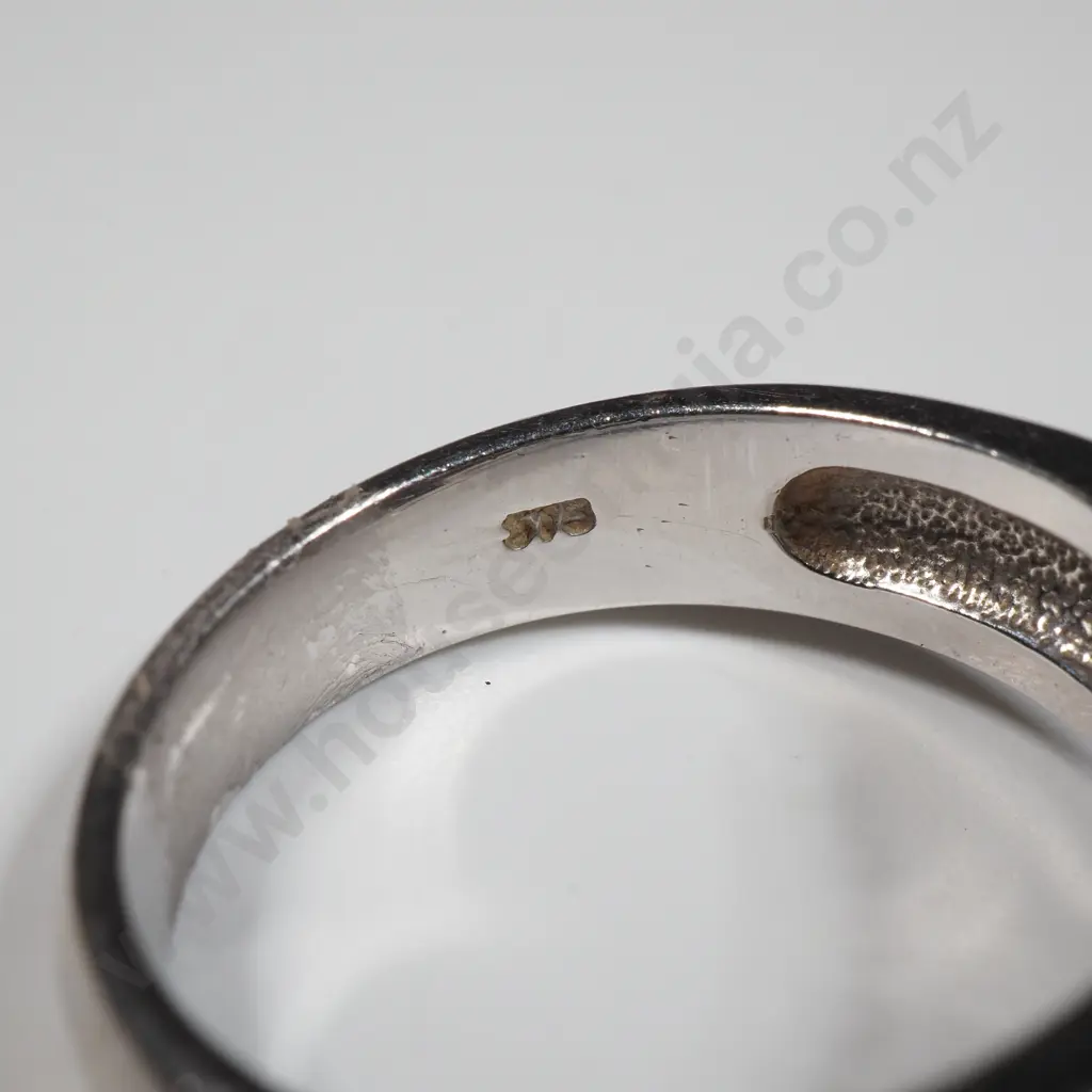 9ct White Gold Clear Stone Ring Image 1++