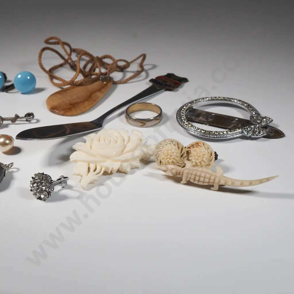 Assorted Costume Jewellery  Image 1++