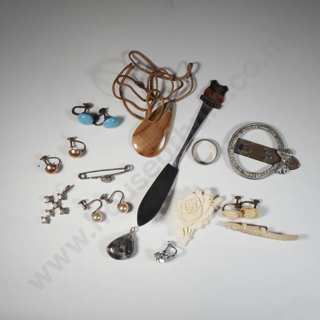 Assorted Costume Jewellery  Image 1++