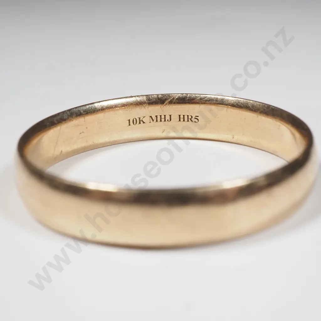 10ct Gold Wedding Band Image 1++
