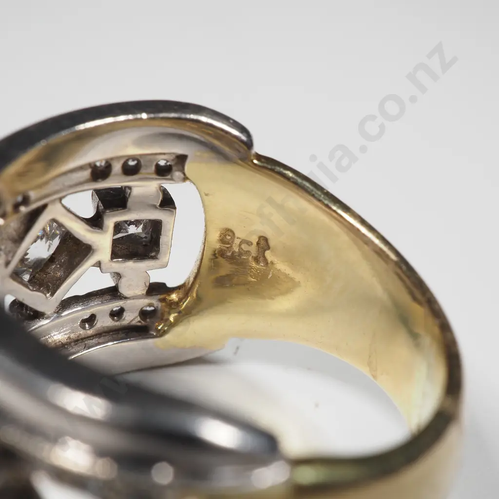 9ct White & Yellow Gold Clear Gem Ring Image 1++