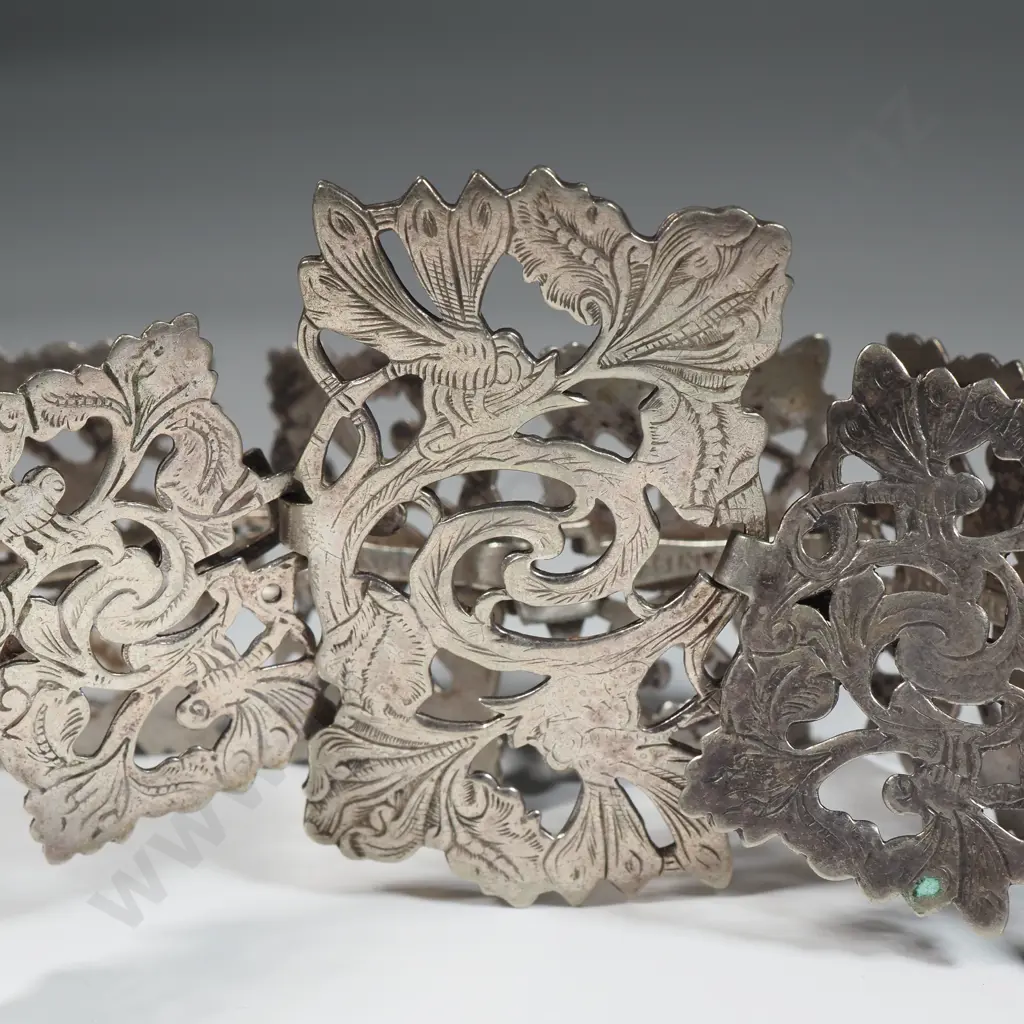 Antique S/P Nurses Belt Image 1++