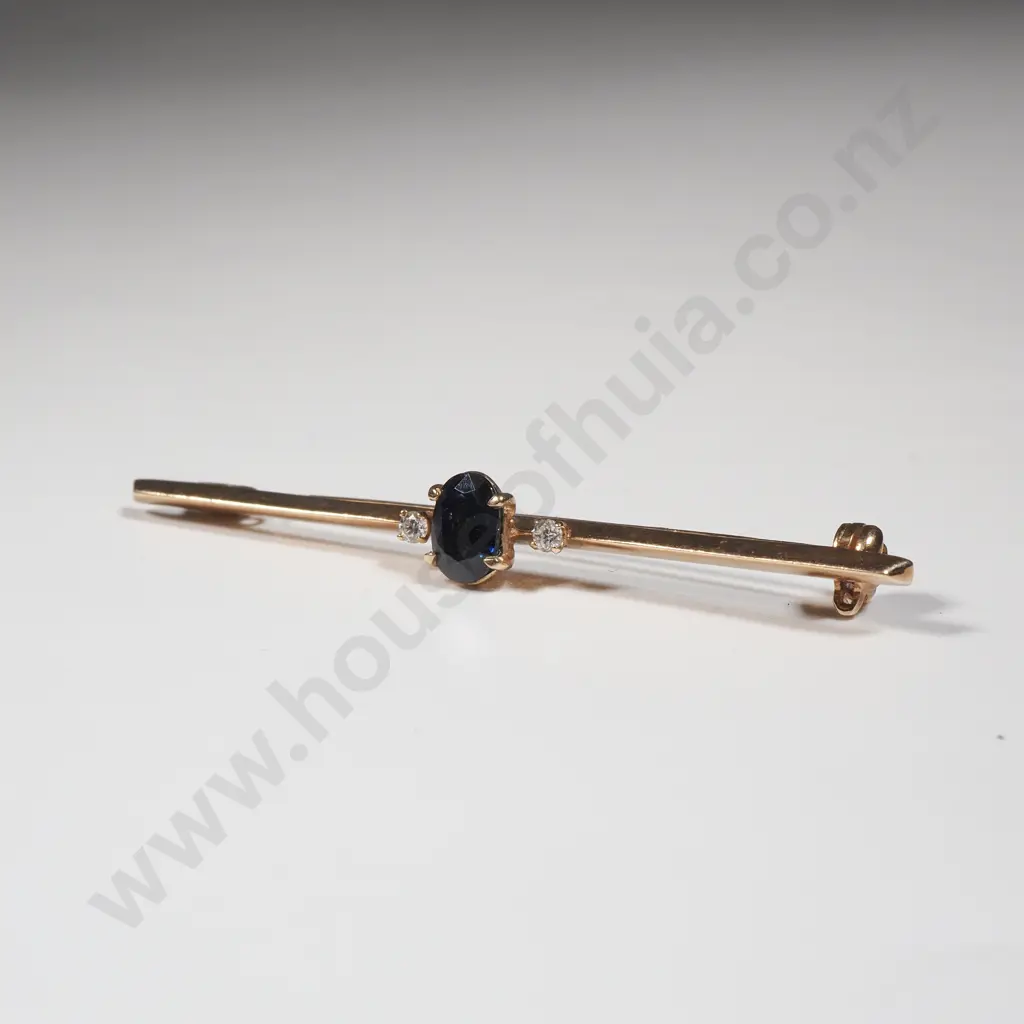 9ct Gold Brooch Image 1++