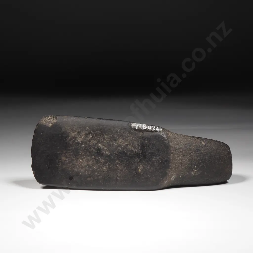 Pre-European Stone Toki - Y18024 Image 1++