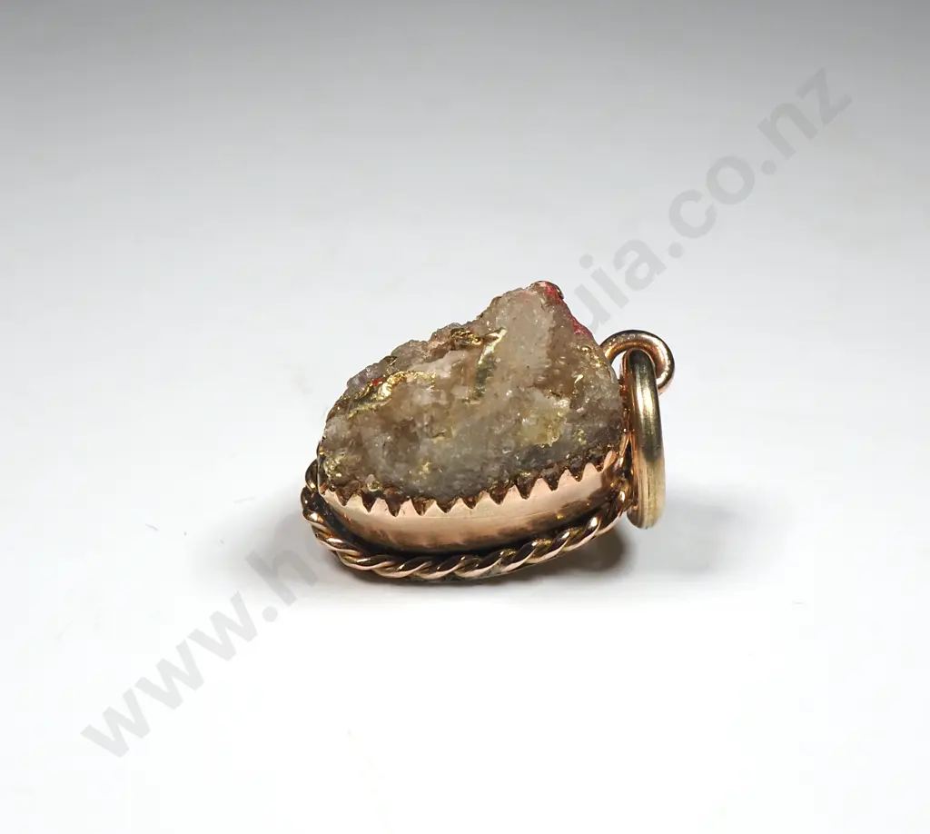 Colonial New Zealand Gold Bearing Quartz Specimen in 9ct Gold Mount Pendant Image 1++