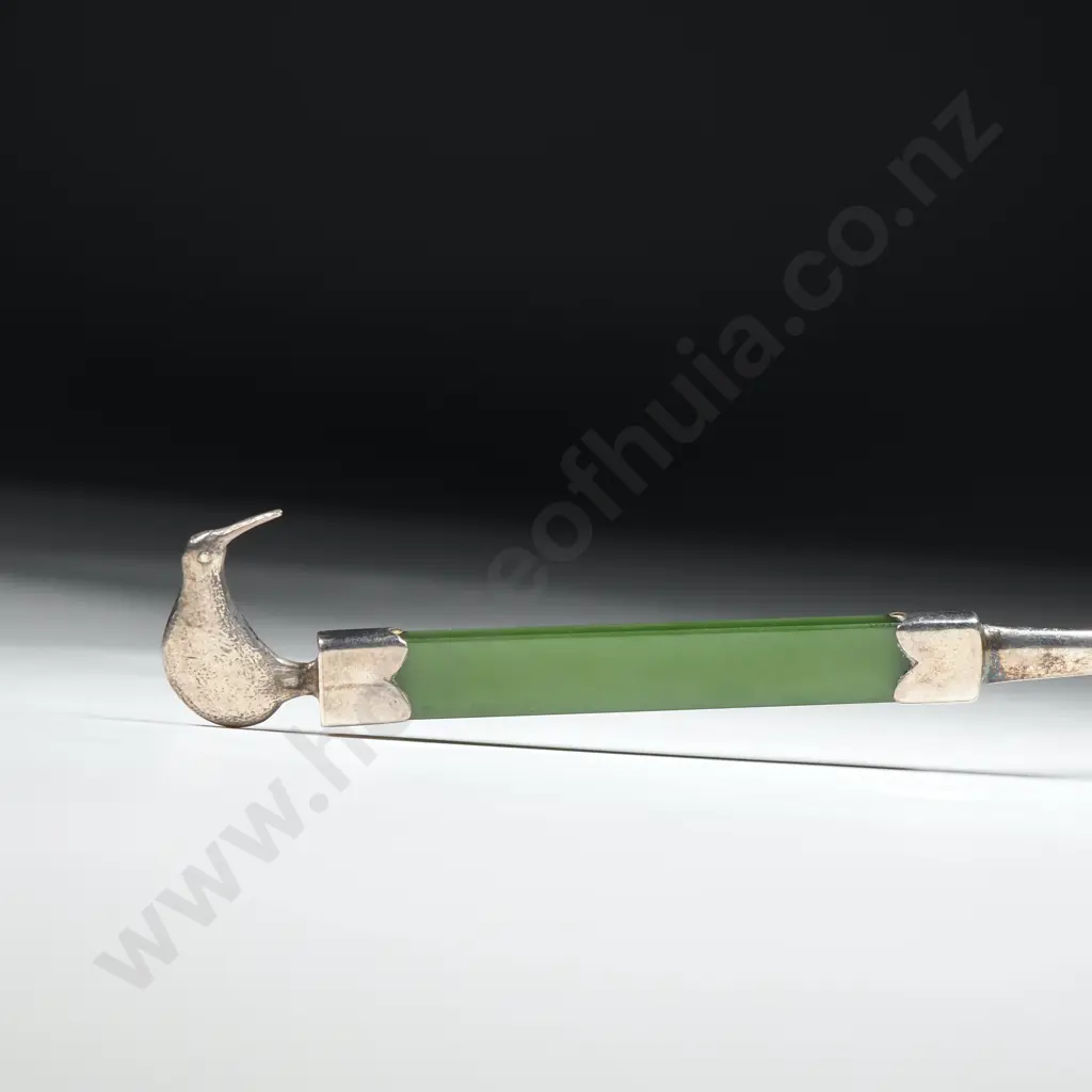 Greenstone Handled Spoon w Kiwi Finial - Sterling Silver Image 1++