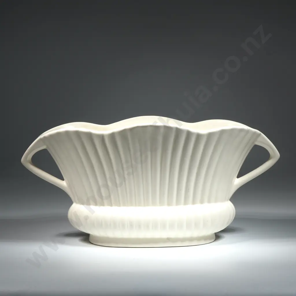 Crown Lynn Sill Vase 612 Image 1++