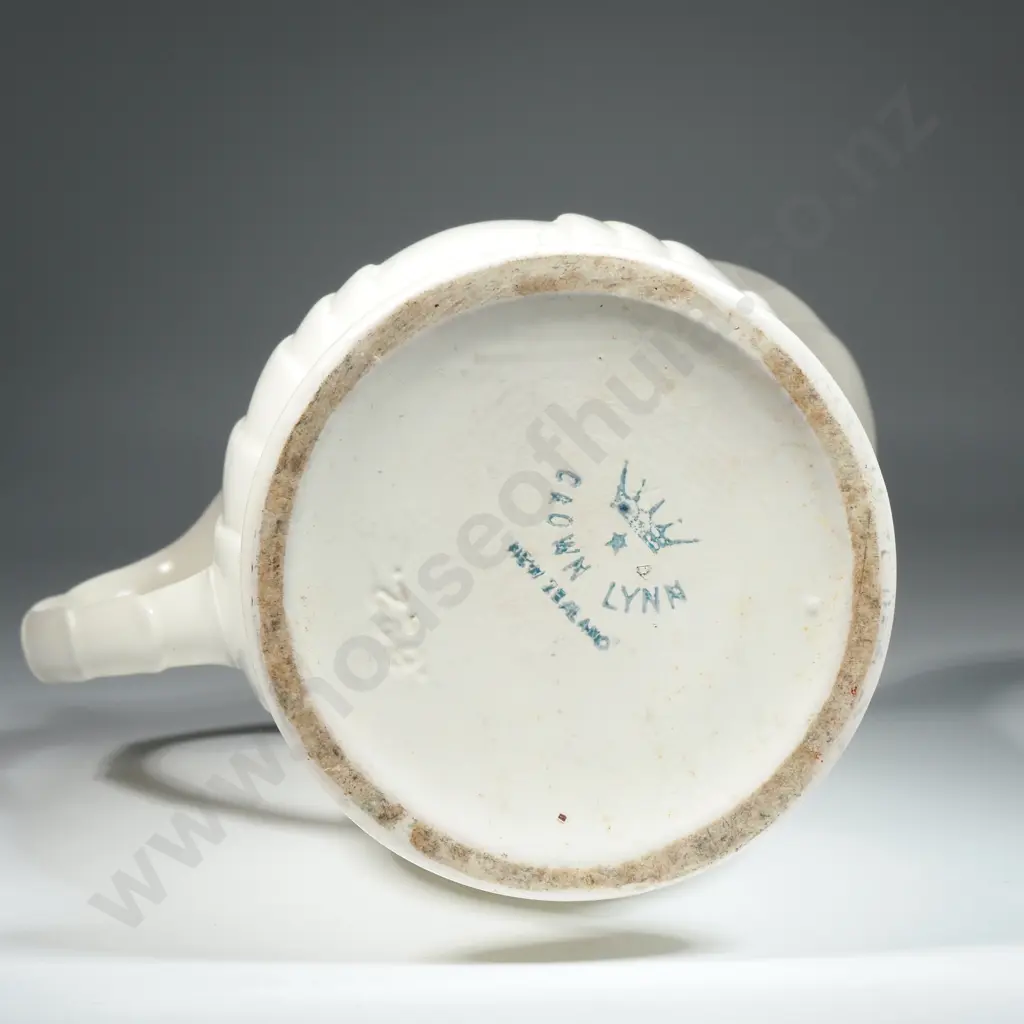 Crown Lynn No 622 Jug Art Deco Style  Image 1++