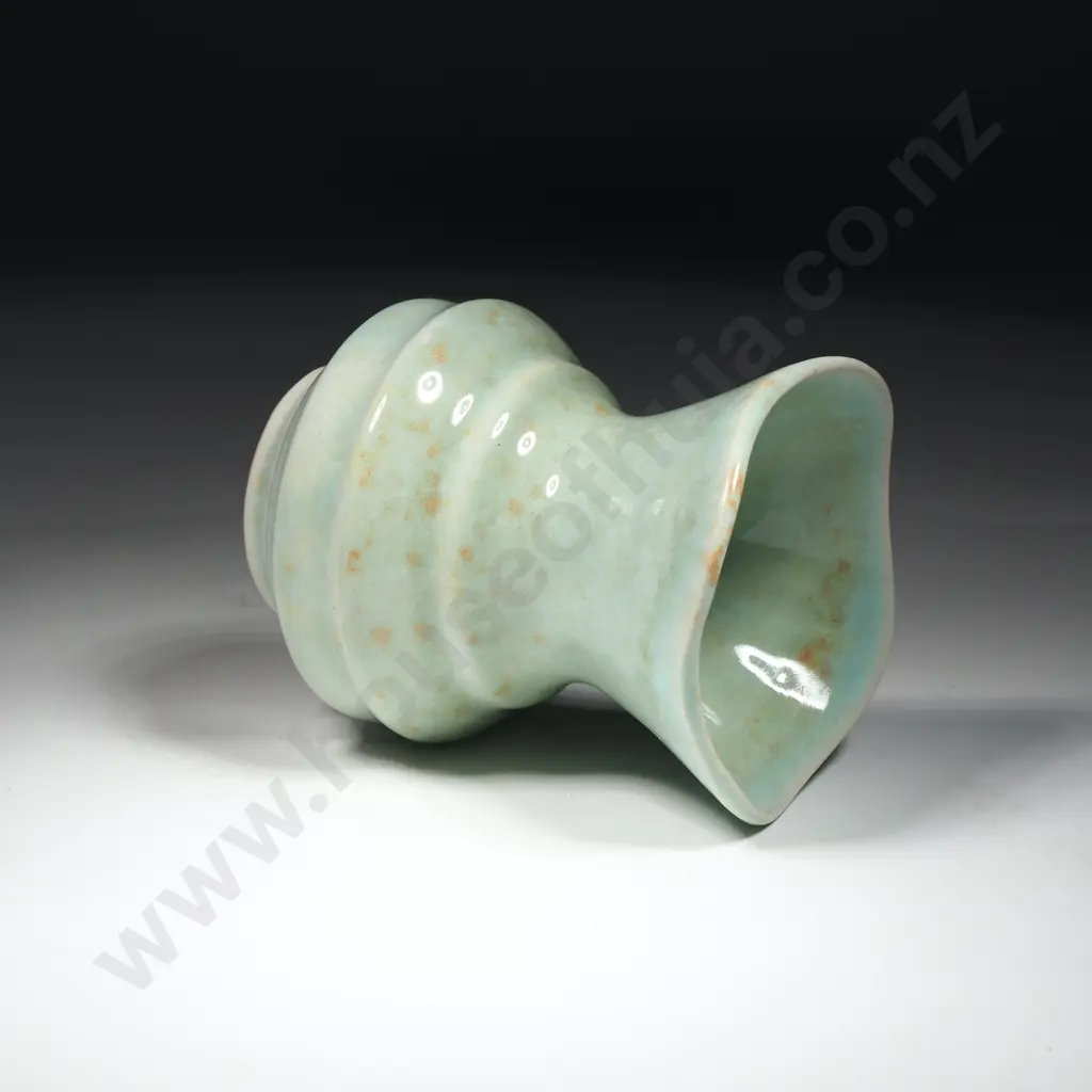 Small Ribbed Crown Lynn Vase w Celadon Glaze. No 64.  Image 1++