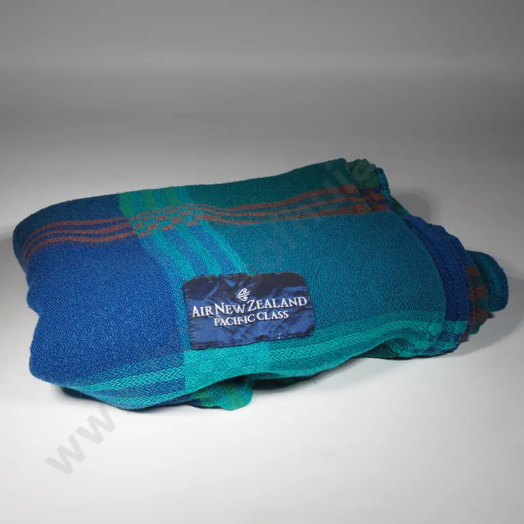 Air New Zealand Pacific Class Blanket  Image 1++