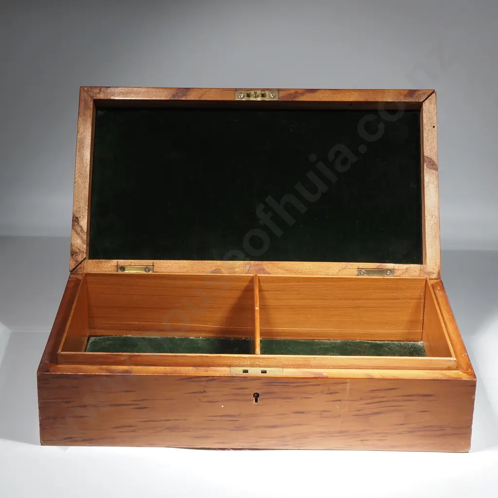 Antique New Zealand Mottled Kauri Timber Lined Jewellery Box Image 1++