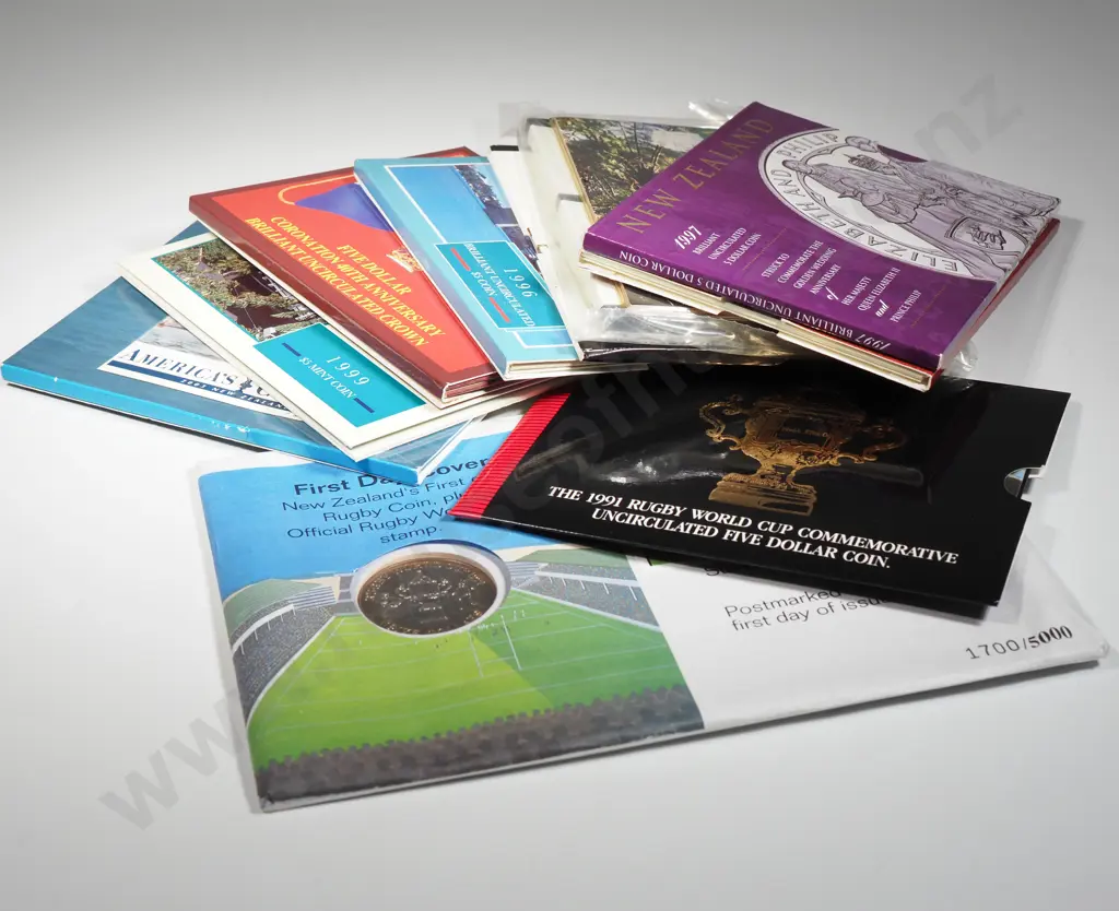 11 New Zealand UNC Coin Packs - One Missing Outer Card  Image 1++