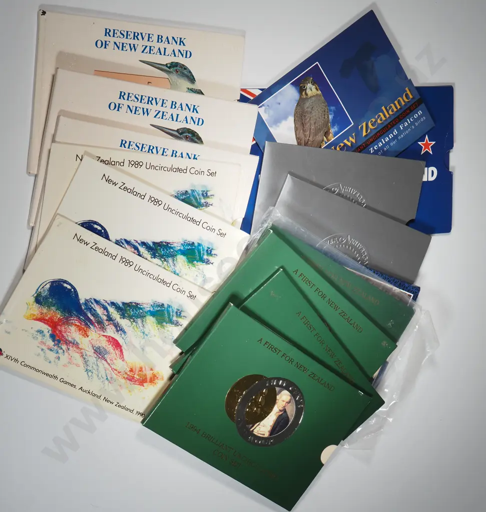 15 New Zealand UNC Coin Sets - Total CV $685 NZD  Image 1++