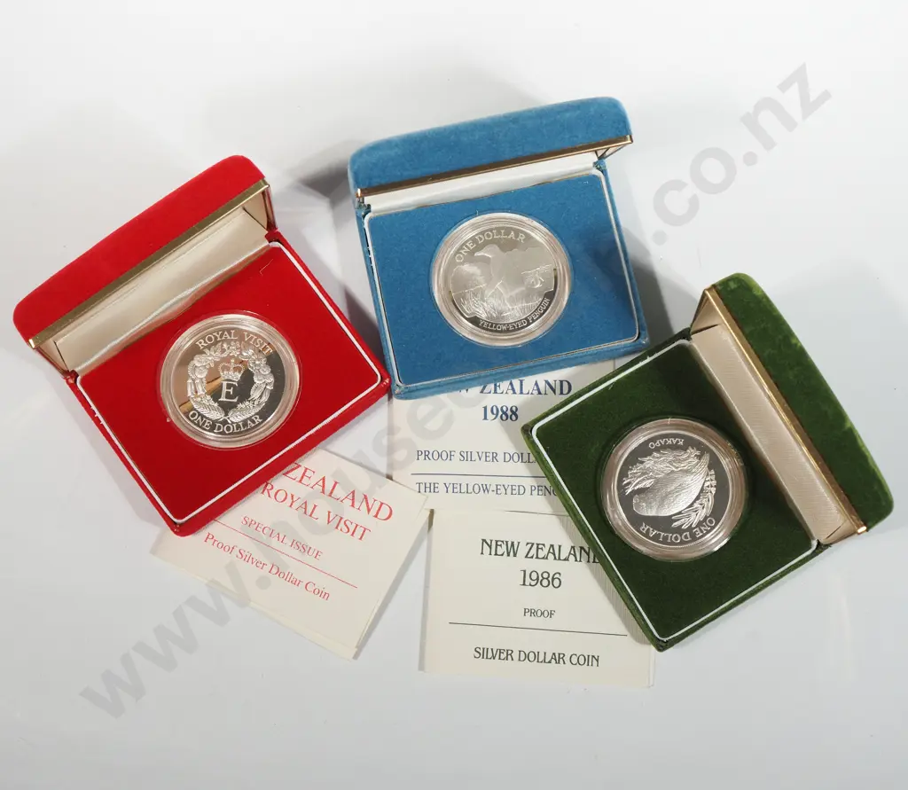 Three New Zealand Cased Silver Proof Dollar Coins  Image 1++