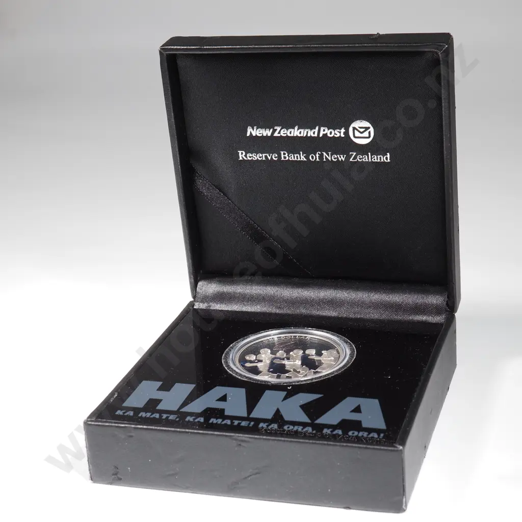 2011 All Blacks Haka One Ounce Silver Proof Coin  Image 1++