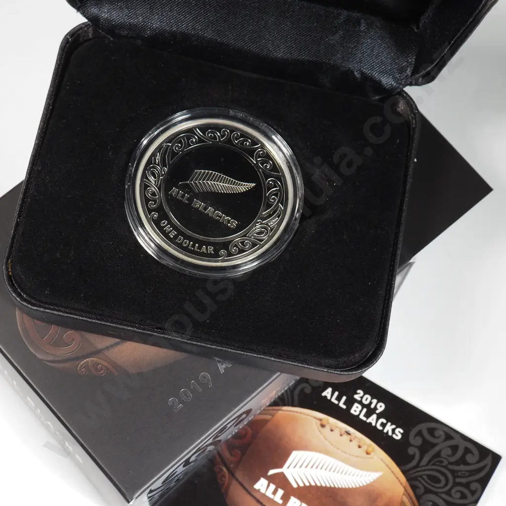 2019 All blacks One Ounce Silver Specimen Coin  Image 1++