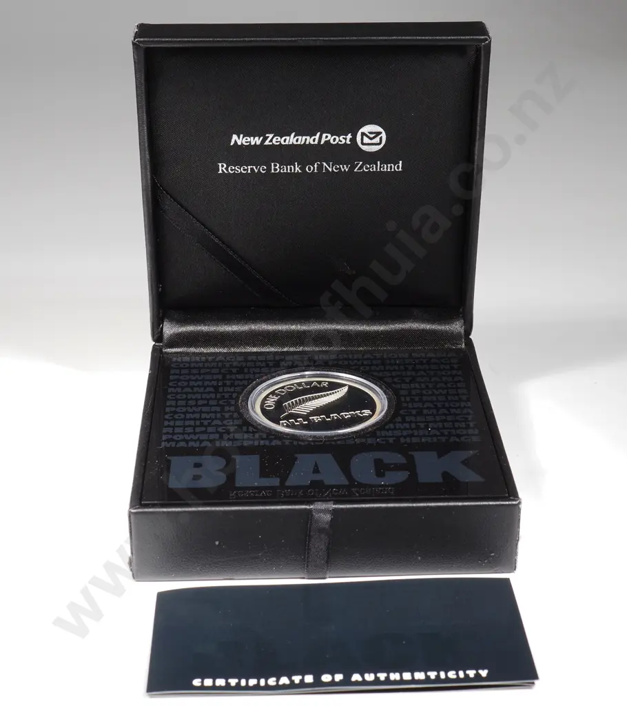 2011 All Blacks Silver Fern One Ounce Proof Coin  Image 1++